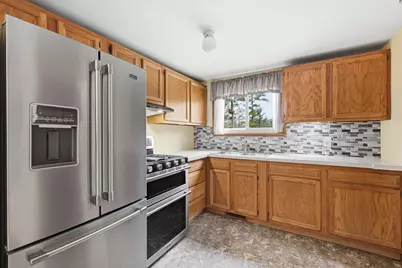 W7109 Dakota Avenue, Westfield, WI 53964 - Photo 7