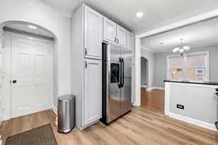 2959 N Neenah Ave, Chicago, IL 60634 - Photo 7