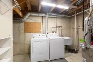 2043 Orchard Ln, Carpentersville, IL 60110 - Photo 17