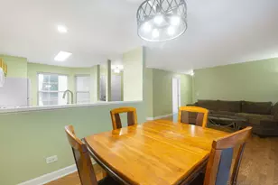 2043 Orchard Ln, Carpentersville, IL 60110 - Photo 7