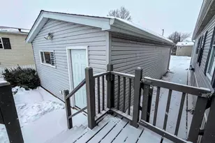 1075 Beechnut Cir, Manteno, IL 60950 - Photo 17