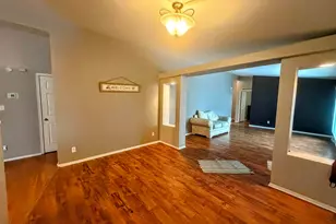 1075 Beechnut Cir, Manteno, IL 60950 - Photo 3