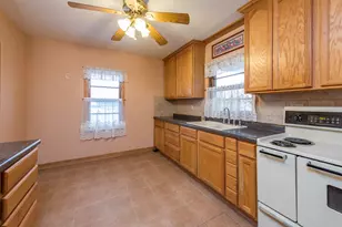 2101 Eshcol Ave, Zion, IL 60099 - Photo 5