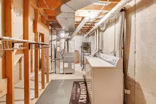 6903 Lexington Ct, Tinley Park, IL 60477 - Photo 23