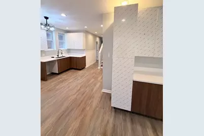 1048 W 92nd Place, Chicago, IL 60620 - Photo 3