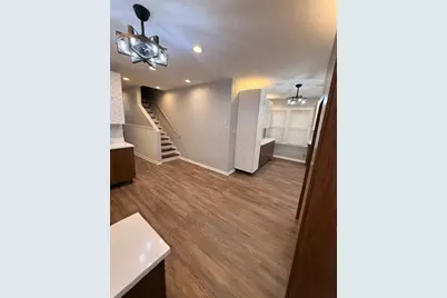 1048 W 92nd Place, Chicago, IL 60620 - Photo 9
