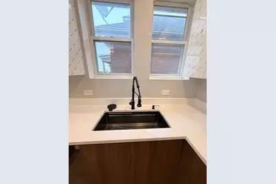 1048 W 92nd Place, Chicago, IL 60620 - Photo 7