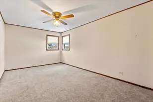 9108 S Utica Ave, Evergreen Park, IL 60805 - Photo 21