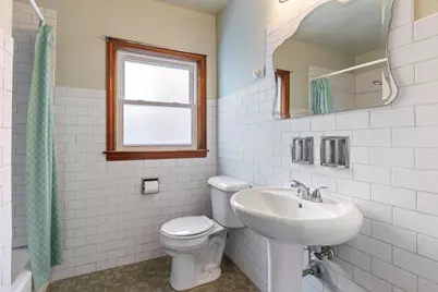 9108 S Utica Avenue, Evergreen Park, IL 60805 - Photo 13