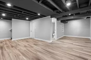 9108 S Utica Ave, Evergreen Park, IL 60805 - Photo 15