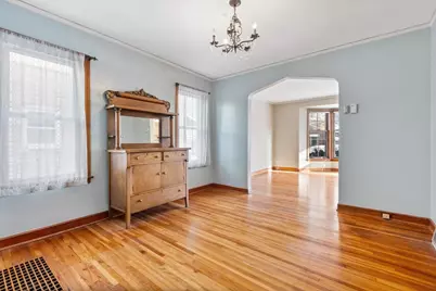 9108 S Utica Avenue, Evergreen Park, IL 60805 - Photo 7