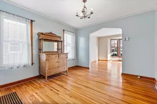 9108 S Utica Ave, Evergreen Park, IL 60805 - Photo 7