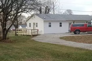 44 Lafayette St, Saunemin, IL 61769 - Photo 9