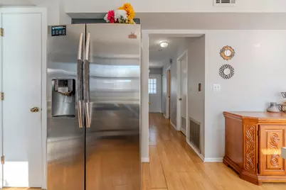 601 Bluff Street, Carol Stream, IL 60188 - Photo 9