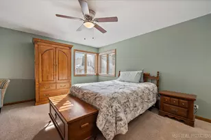 104 Briar Ln, North Aurora, IL 60542 - Photo 17