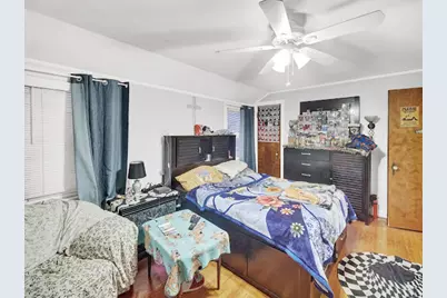 10748 S Avenue N, Chicago, IL 60617 - Photo 17