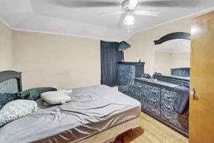 10748 S Ave N, Chicago, IL 60617 - Photo 15