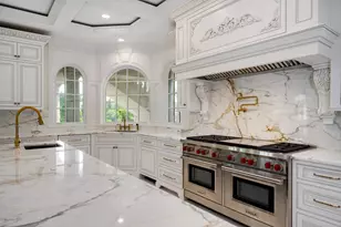 6413 S County Line Rd, Burr Ridge, IL 60527 - Photo 23