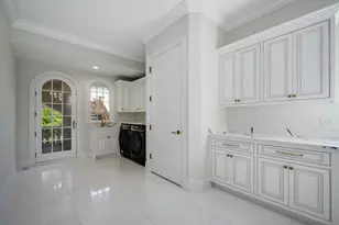 6413 S County Line Rd, Burr Ridge, IL 60527 - Photo 55