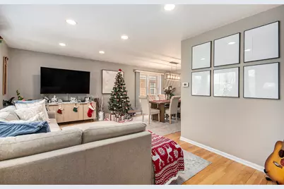 1673 Spruce Avenue, Des Plaines, IL 60018 - Photo 3