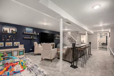 1673 Spruce Avenue, Des Plaines, IL 60018 - Photo 17