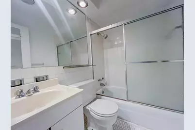 736 W Buena Avenue #402, Chicago, IL 60613 - Photo 11