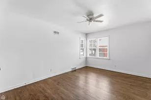 311 Grove St, Crystal Lake, IL 60014 - Photo 9