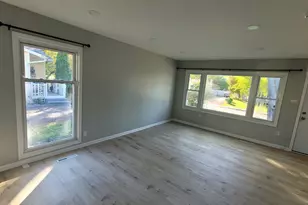 149 Austin Ave, Carpentersville, IL 60110 - Photo 7