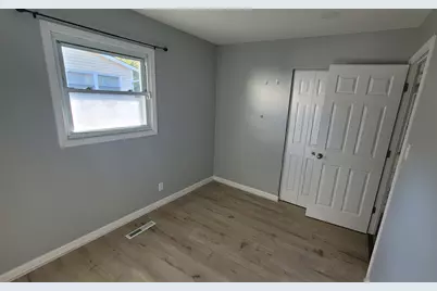 149 Austin Avenue, Carpentersville, IL 60110 - Photo 9