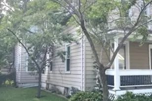 918 N Ash St, Waukegan, IL 60085 - Photo 3