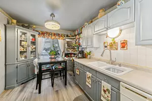 822 Minnesota Cir, Carol Stream, IL 60188 - Photo 3