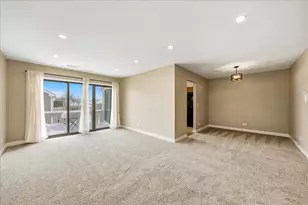 369 Heather Ct, Schaumburg, IL 60193 - Photo 5