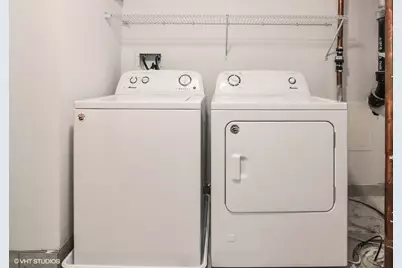 3326 W Irving Park Road #3W, Chicago, IL 60618 - Photo 13