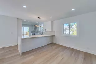 112 Ironwood Ct, Rolling Meadows, IL 60008 - Photo 9