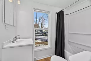 525 Byron St, Wilmington, IL 60481 - Photo 11