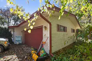 21364 Burr Oak Rd, Harvard, IL 60033 - Photo 5