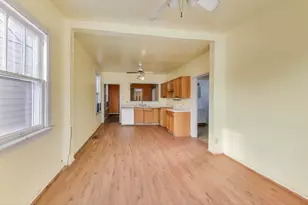 9027 S Drexel Ave, Chicago, IL 60619 - Photo 15