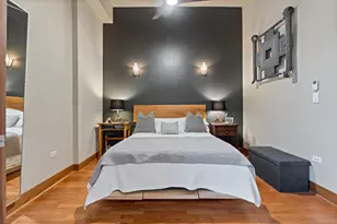 1215 W Gunnison St, Chicago, IL 60640 - Photo 13