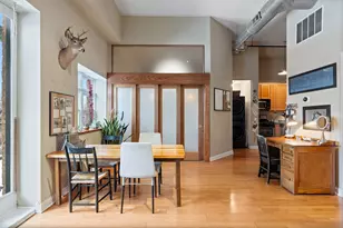 1215 W Gunnison St, Chicago, IL 60640 - Photo 7