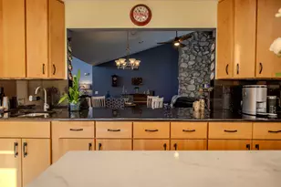 917 Tamer Ln, Glenview, IL 60025 - Photo 11