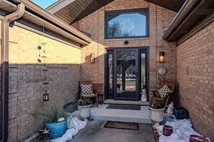 917 Tamer Ln, Glenview, IL 60025 - Photo 29