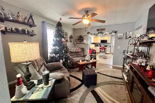 108 E Illinois St, Mansfield, IL 61854 - Photo 5