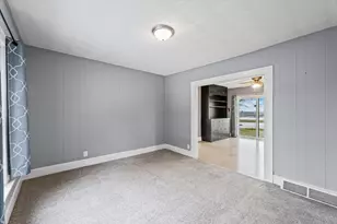 1471 E 100N Rd, Rankin, IL 60960 - Photo 17