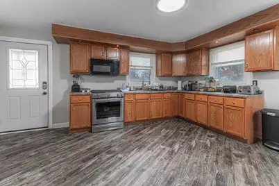 3535 Latham Street, Rockford, IL 61103 - Photo 9