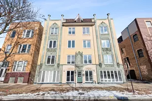 1636 W Melrose St, Chicago, IL 60657 - Photo 1