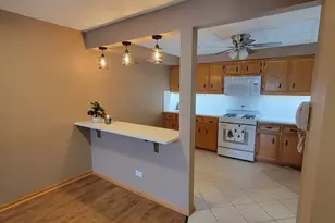 10418 S Keating Ave, Oak Lawn, IL 60453 - Photo 5