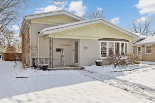 5123 Wolfe Dr, Oak Lawn, IL 60453 - Photo 1