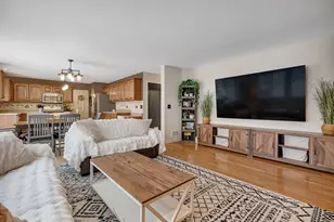 300 Wabena Ct, Minooka, IL 60447 - Photo 29