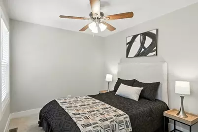 4055 S Ellis Avenue, Chicago, IL 60653 - Photo 19