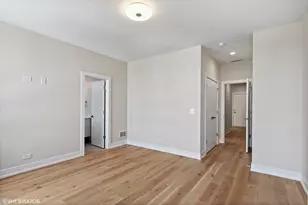 3332 W Irving Park Rd, Chicago, IL 60618 - Photo 11